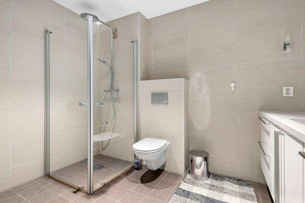Modern 3Bed Room Sea View Apartment @ Oslo Barcode Εξωτερικό φωτογραφία